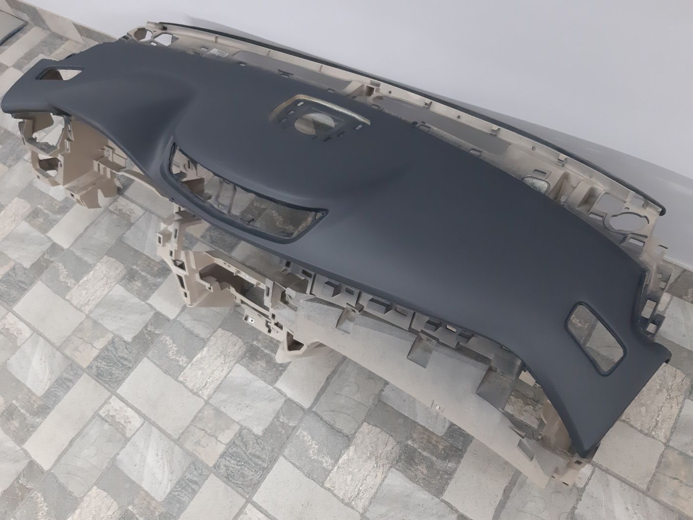 Ремонт реставрація та відновлення подушок безпеки автомобіля Airbag