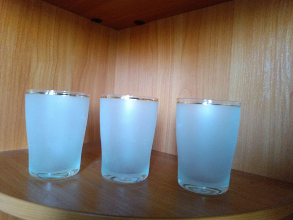 Хрустальные  фужеры  .