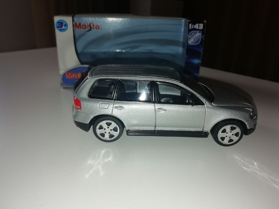 Carros Maisto escala 1/43