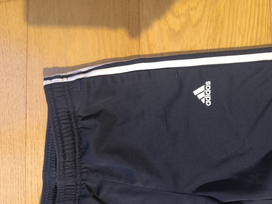 Spodnie dresowe Adidas dla chłopca 152