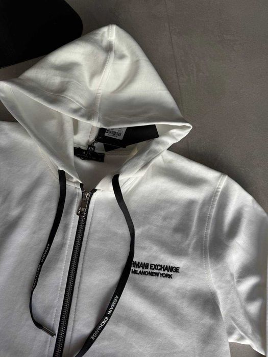 Спортивна зіпка Armani White