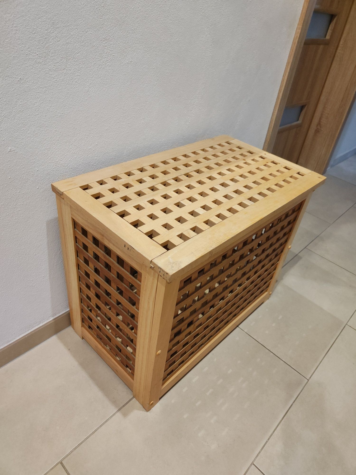 Ażurowa skrzynia na pranie odzież zabawki lite drewno szafka