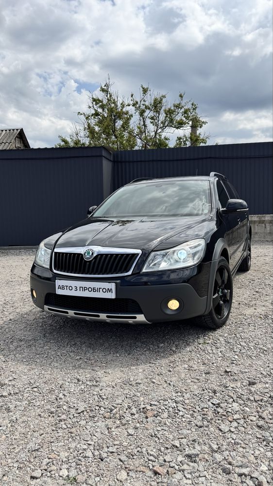 Skoda Octavia Scout  Шкода Октавія Скаут 2011 р.в,1.8 бензин 4*4 6МКПП