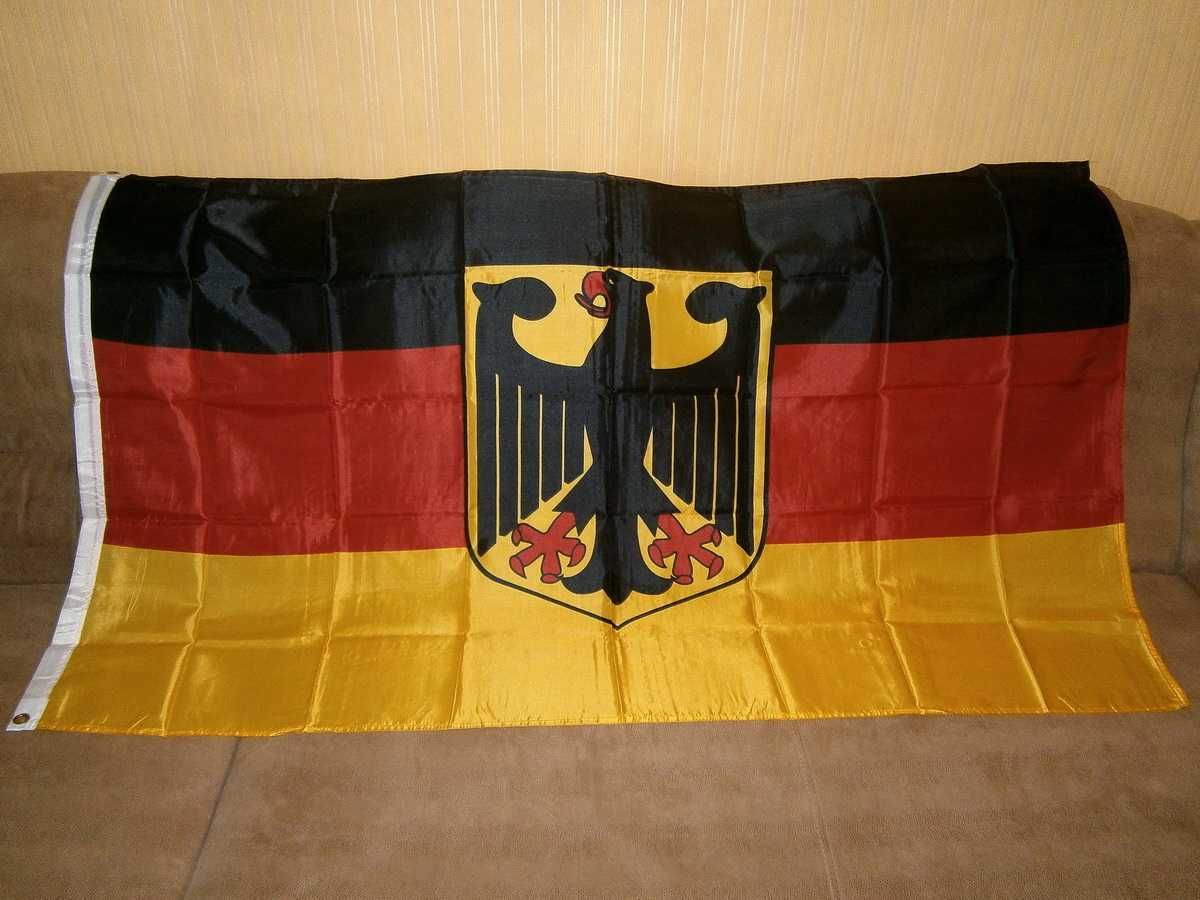 Прапор Німеччини з Гербом 90х150 Flagge Deutschlands Флаг Германии DE