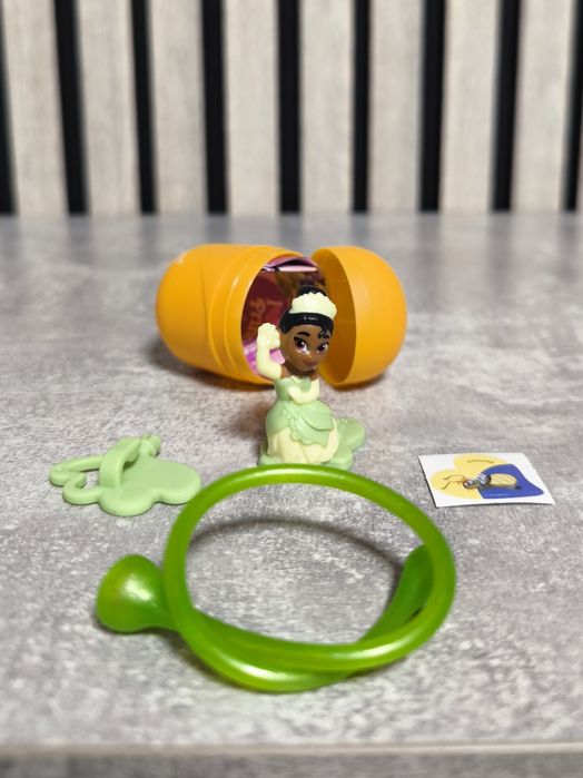 Kinder surprise Princess Tiana принцеса Тіана браслет Кіндер дісней