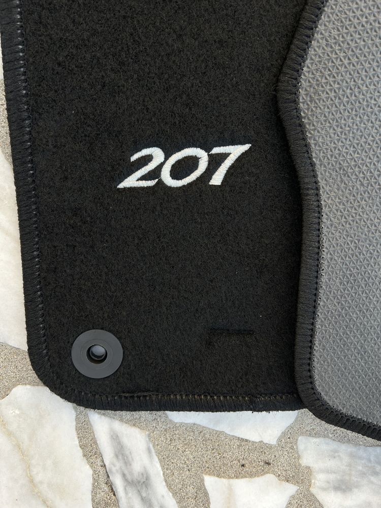 Tapetes Peugeot 207 / 207cc