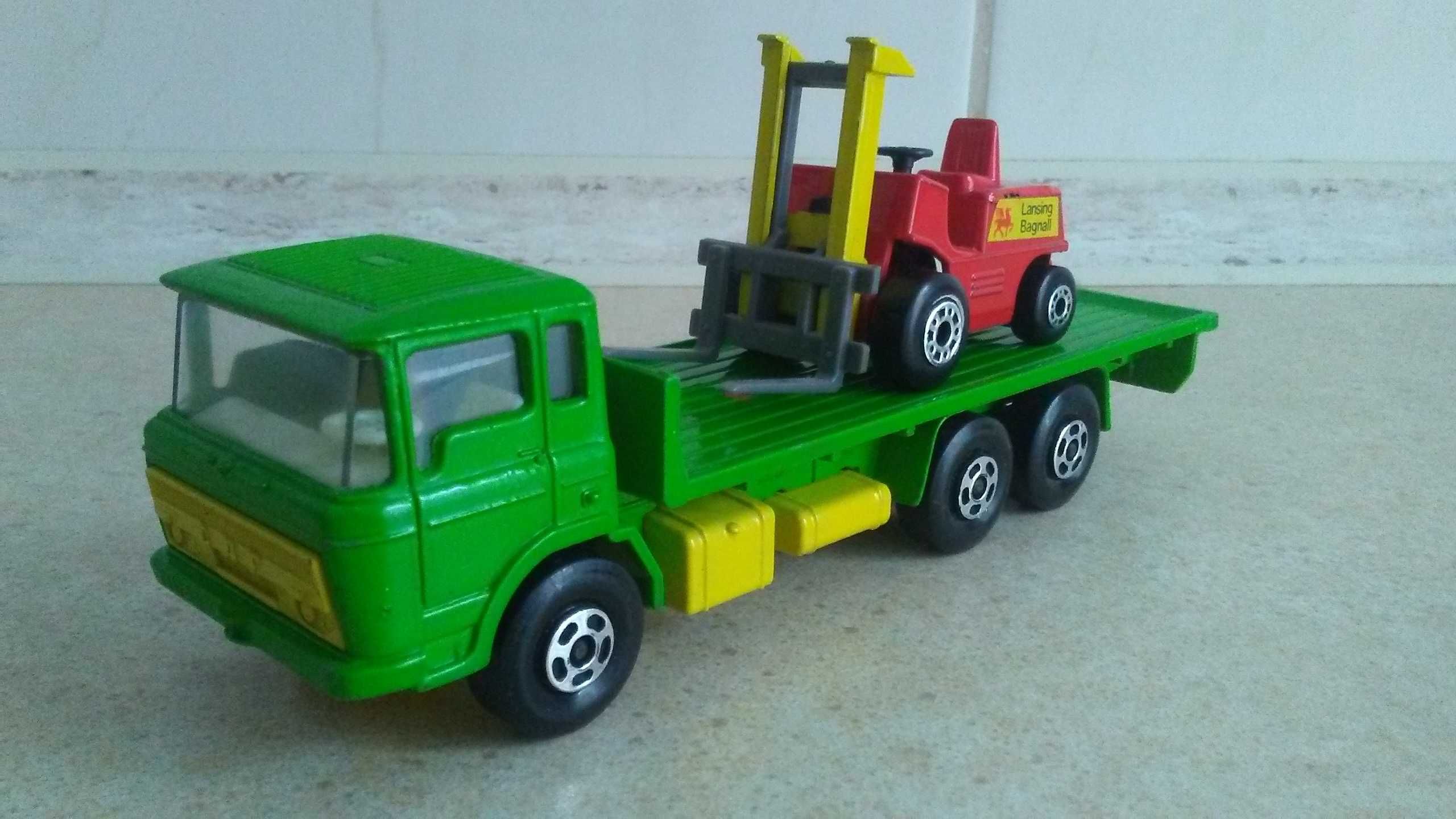 matchbox superkings daf plus wózek widłowy