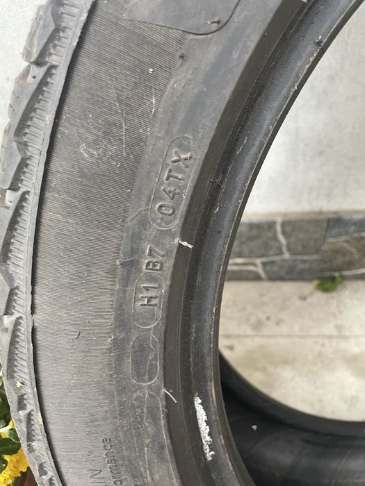 Продам зимові  шини R18 245/45 Мішелін.