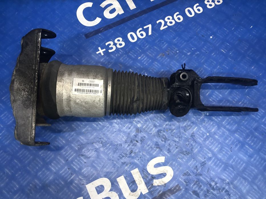 Пневмостойка передня ліва Audi Q7 4L Ауди Стойка амортизатора Ауді