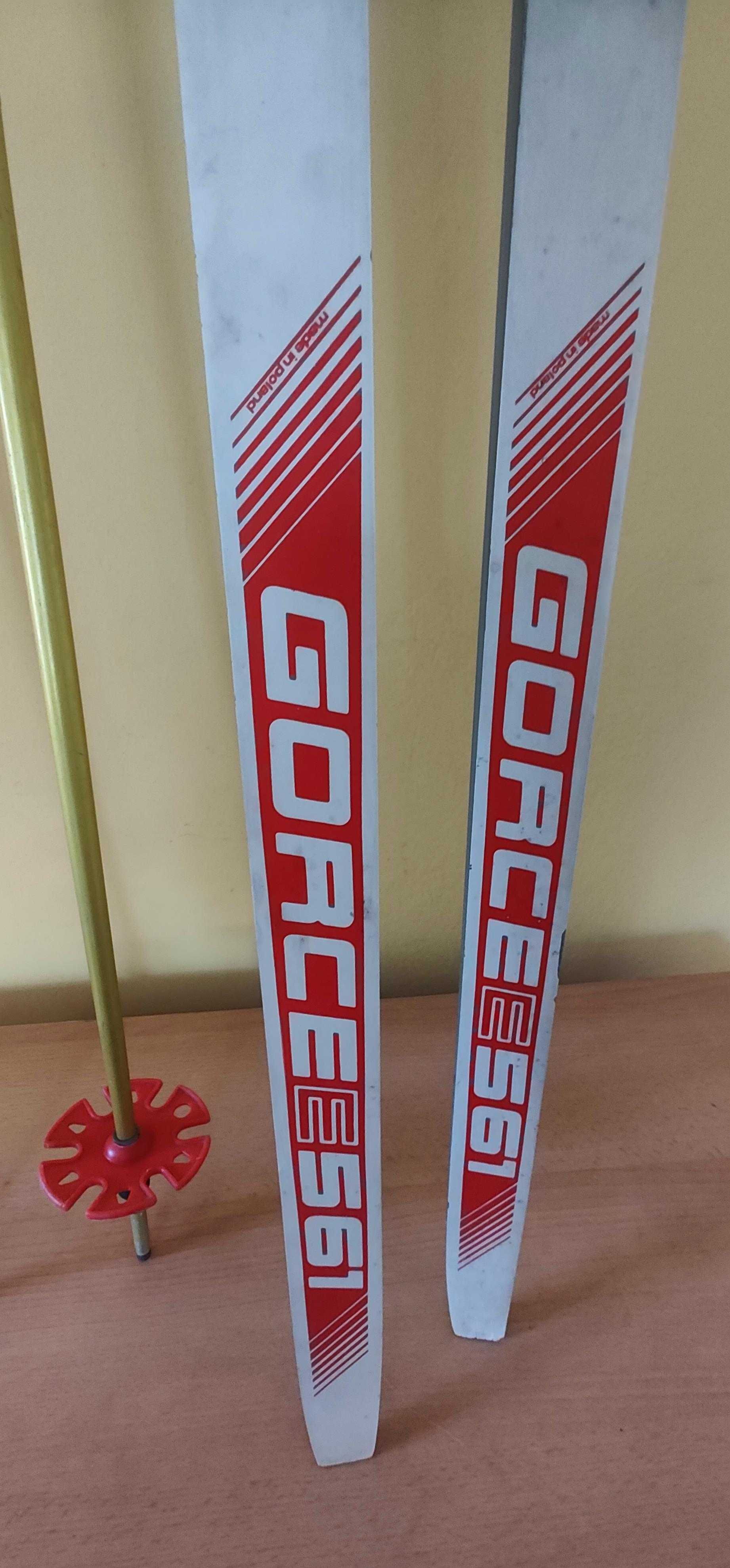 Narty biegowe z wiązaniami i kijkami Polsport Gorce E561 PRL lata 80te