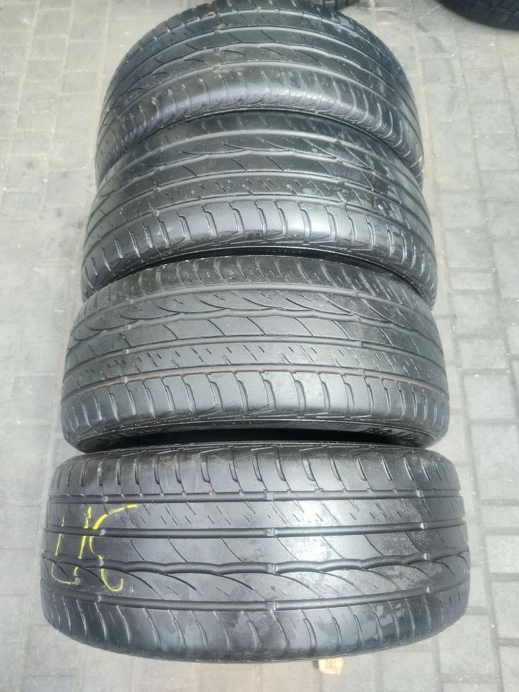 215/55/R16 (4) BG Luxo Plus