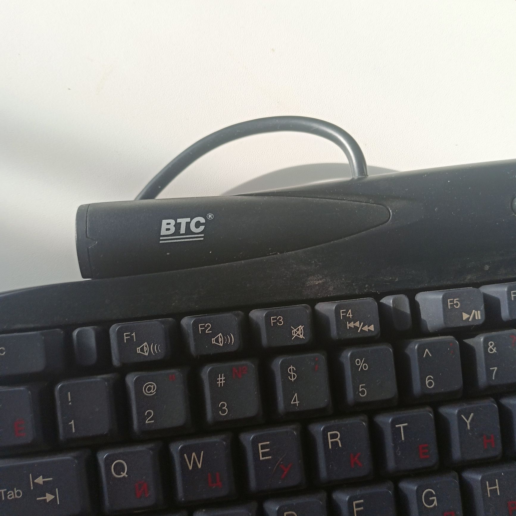Клавиатура BTC 9110 формата (PS/2) в отличном состоянии
