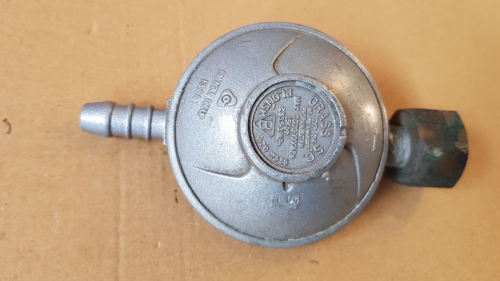 Reduktor ciśnienia do butli gazowych Propan-Butan 11kg