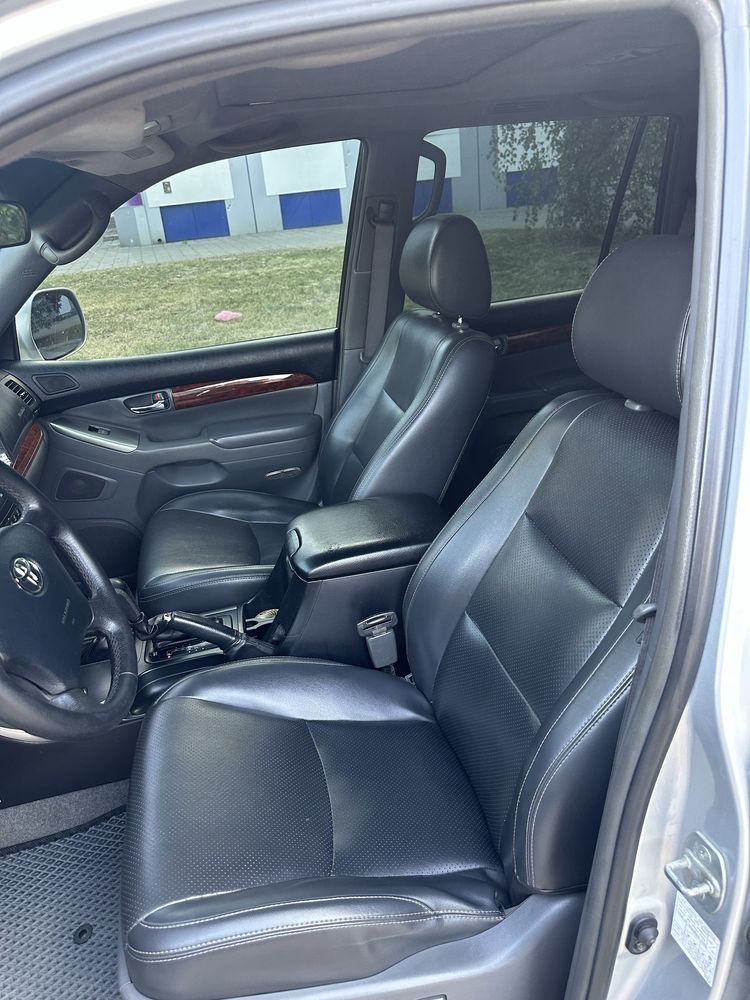 Продам Toyota Prado 4.0