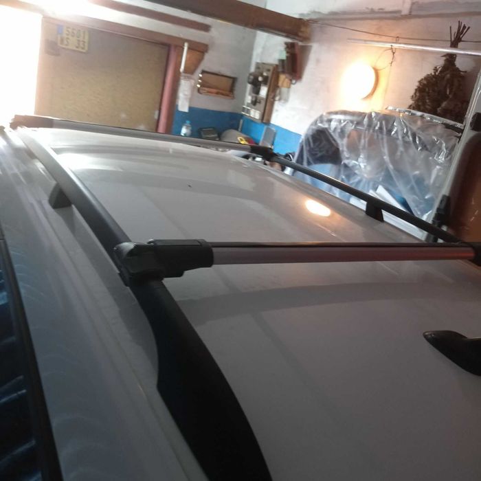 Алюминевые перекладины B 42 под штатные рeйлинги Volkswagen Passat B7