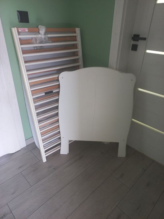 Oddam łóżeczko z materacem 120x60