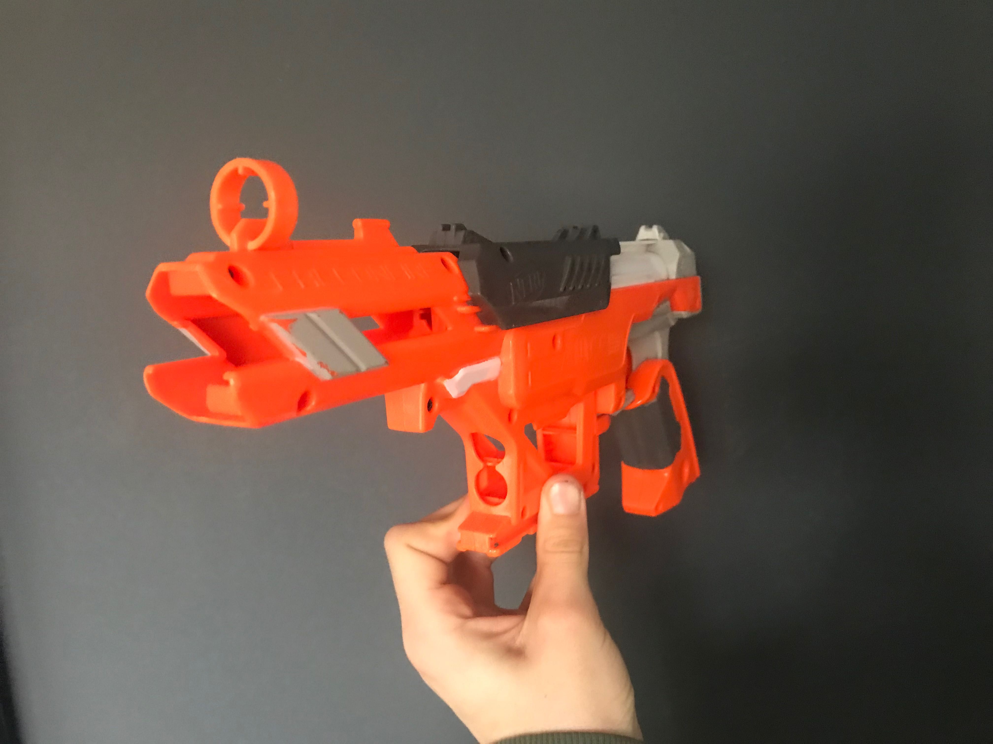 Pistolet accustrike nerf