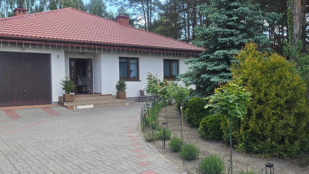 Dom na sprzedaż w pięknej okolicy Dąb Wielki