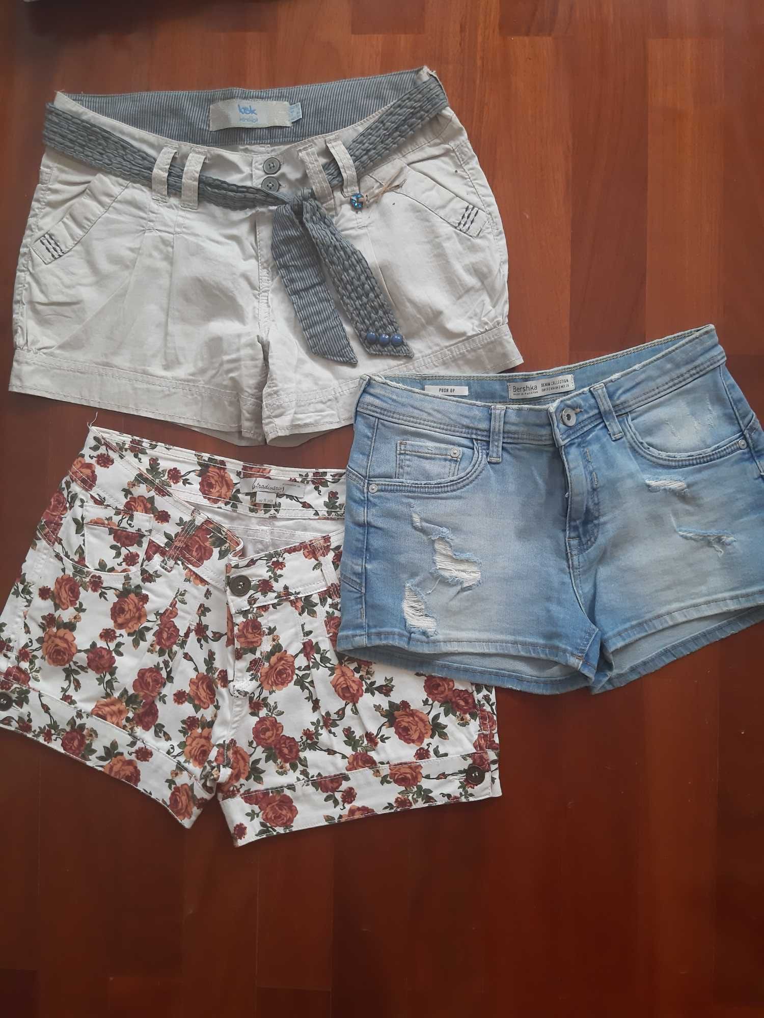 Vestidos, calções e saias Bershka