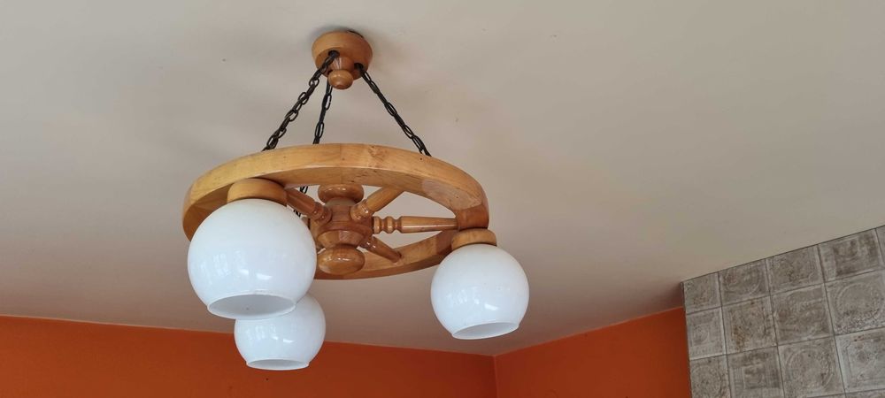 Lampa do salonu lub jadalni