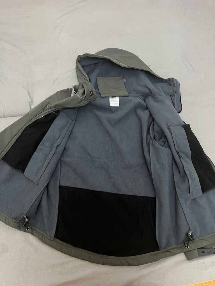 Куртка-штани за технологією soft-shell.