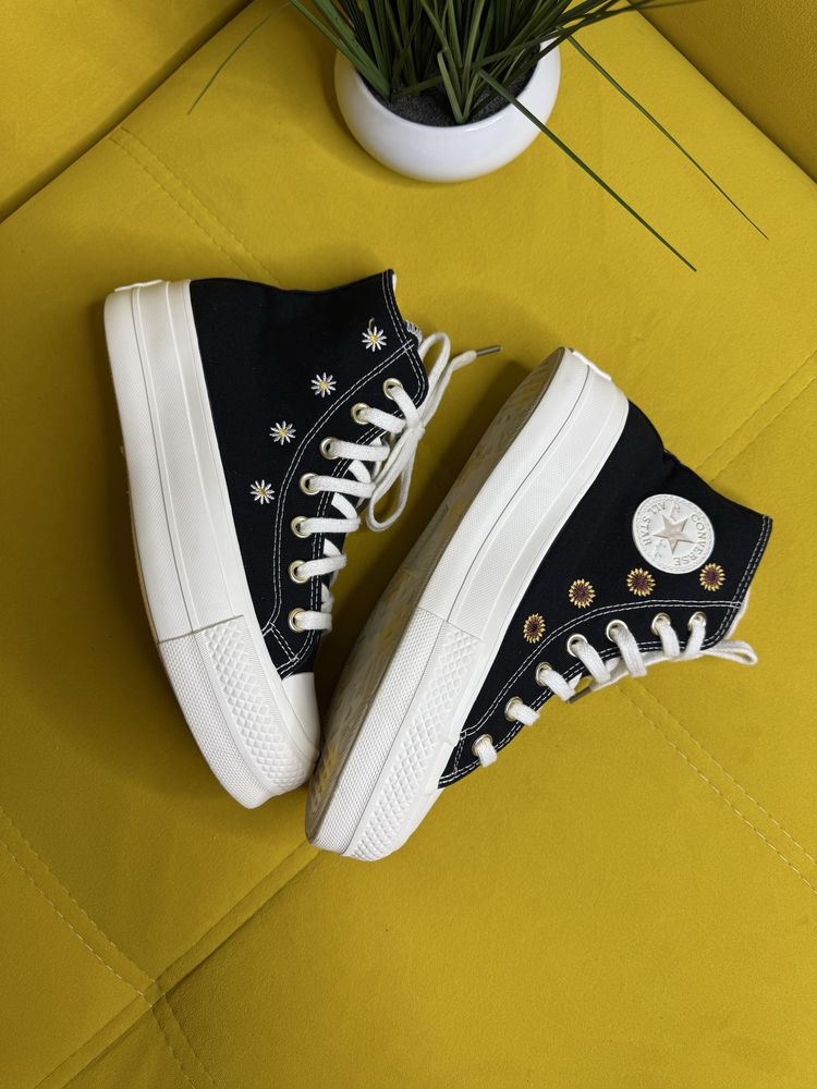 Кеди Converse Chuck Taylor All Star Lift Festival Crochet