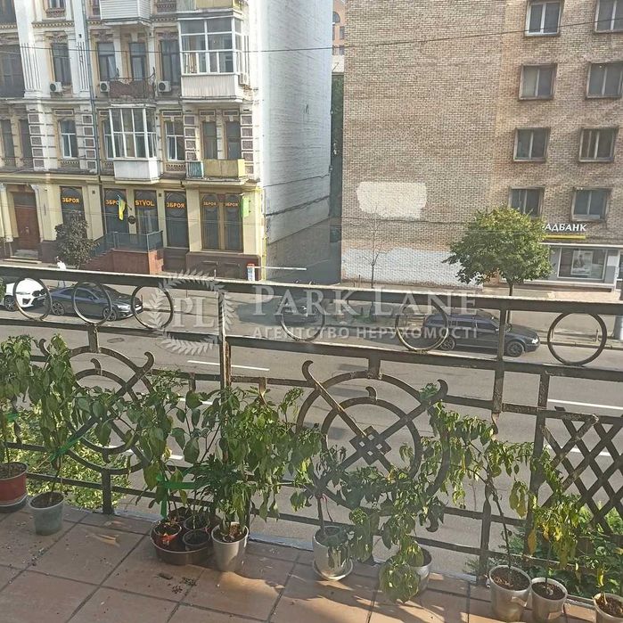 Продаж 2К Квартири Саксаганського, 36а ЦЕНТР Царський будинок 65м2