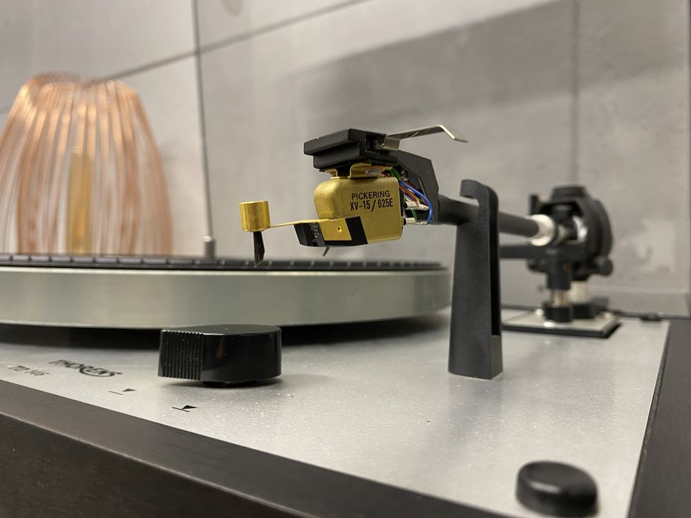 Gramofon Thorens TD 146 wkladka Pickering XV-15 igła 625E