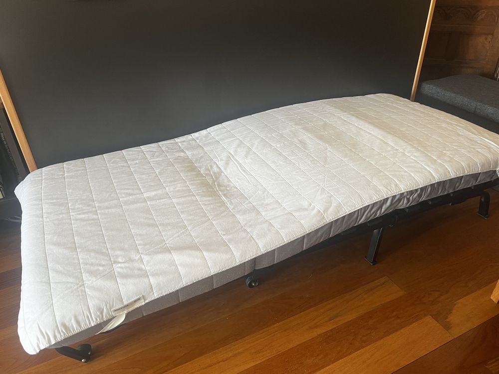 Poltrona-cama LYCKSELE com capa cinzenta