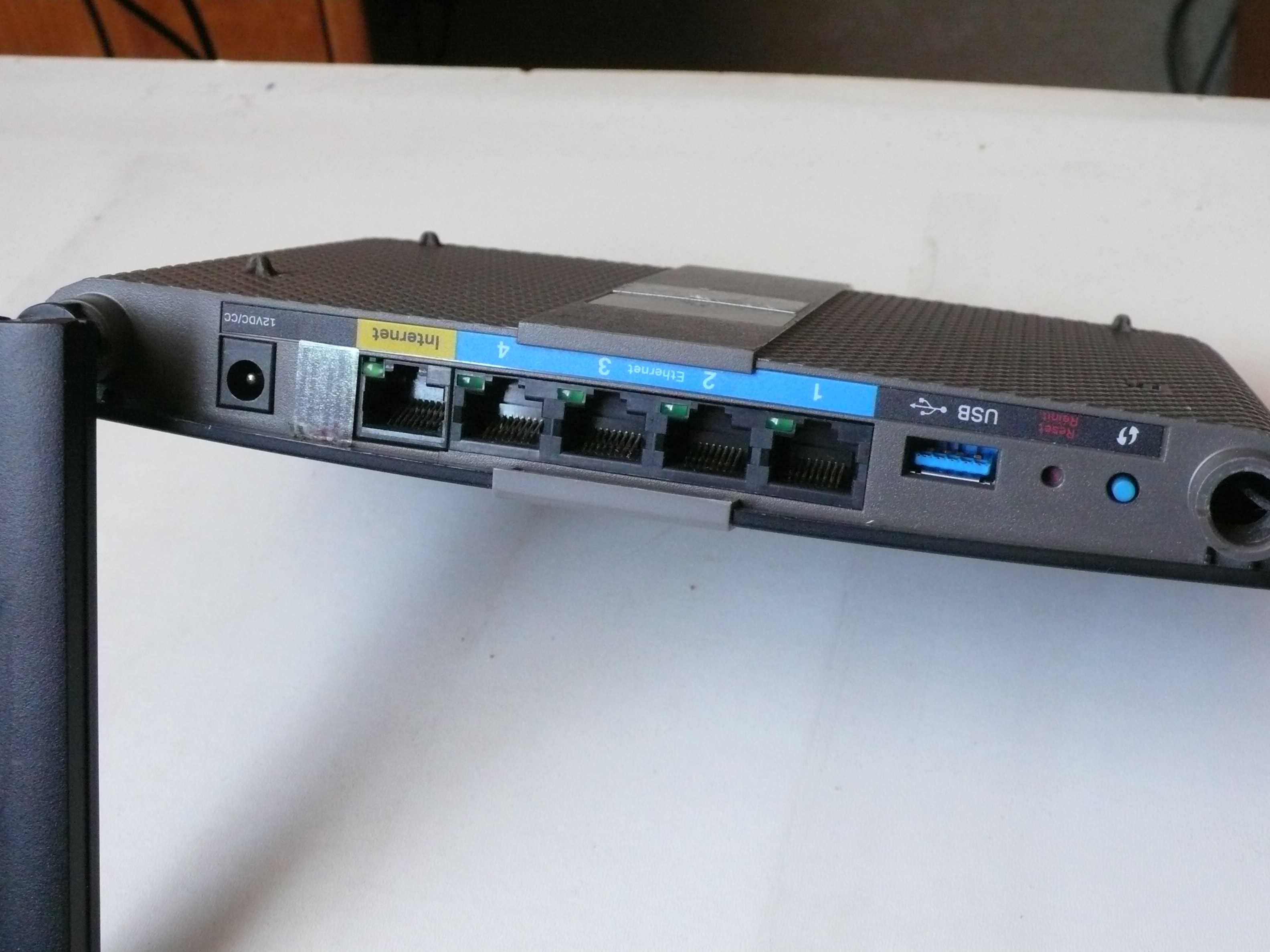 Роутер Cisco Linksys EA6350 (сломан)