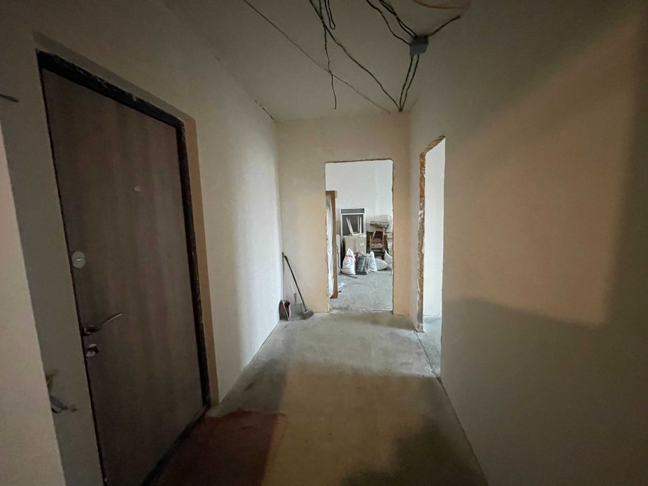 Продам 2-кімнатну квартиру на Кримському бульварі