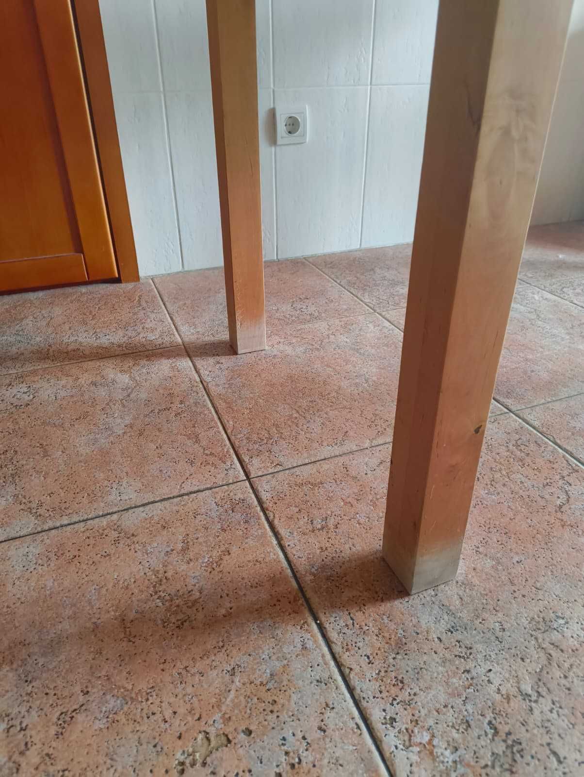 Mesa IKEA NORDEN (C=135 x L=75 x A=75 )