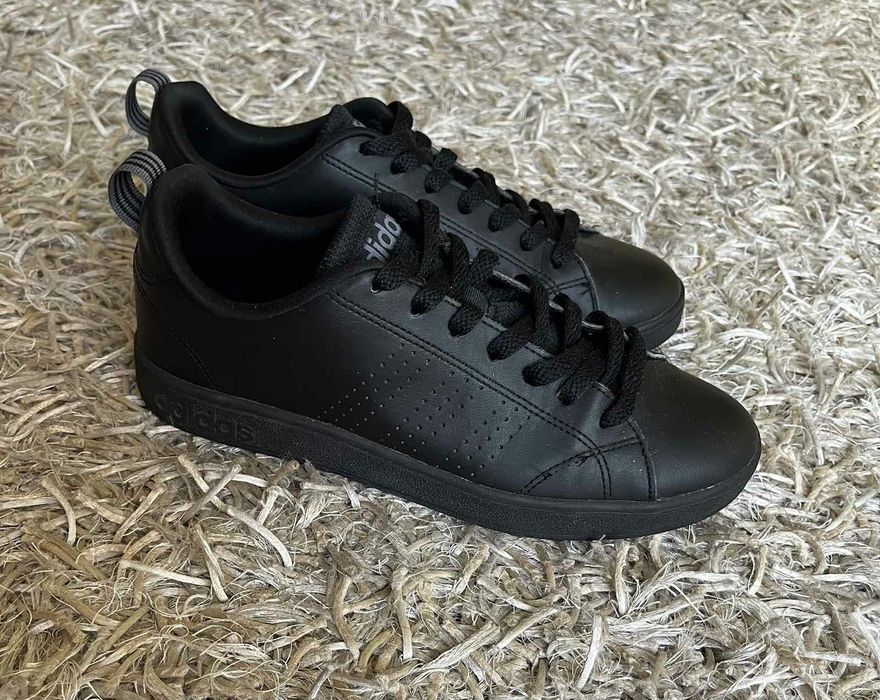 Оригинальные кроссовки Adidas