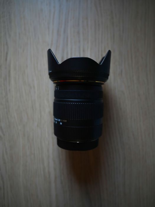Sigma 17-50 mm f2.8 EX DC OS EF mount