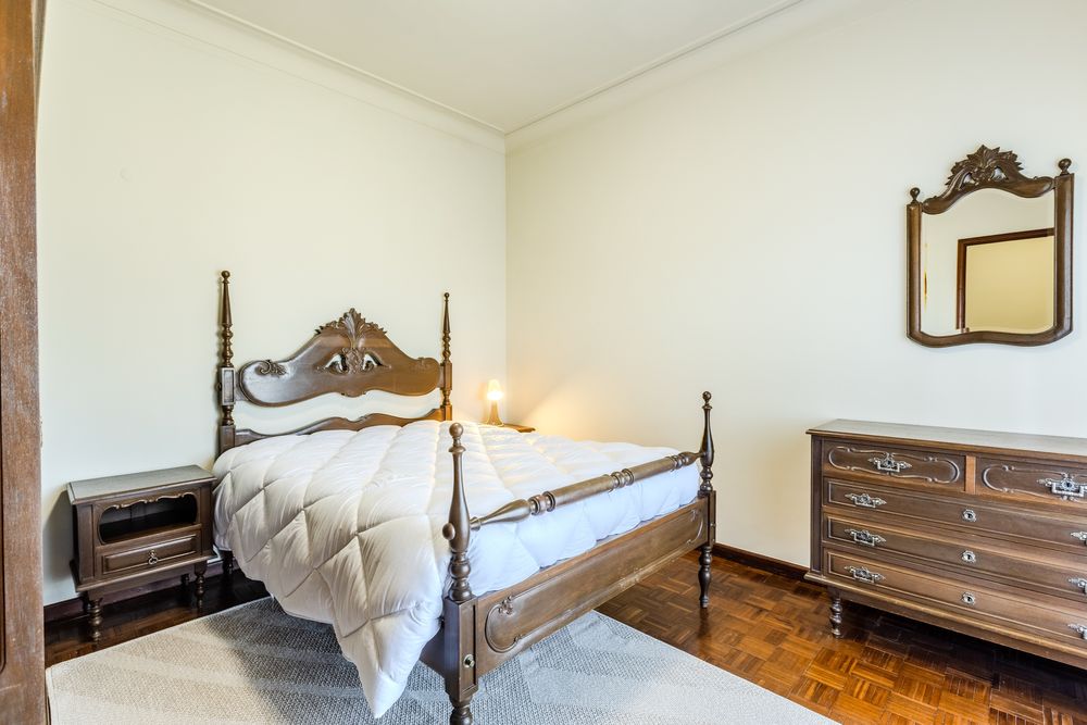 Quarto para Arrendar - Alugar