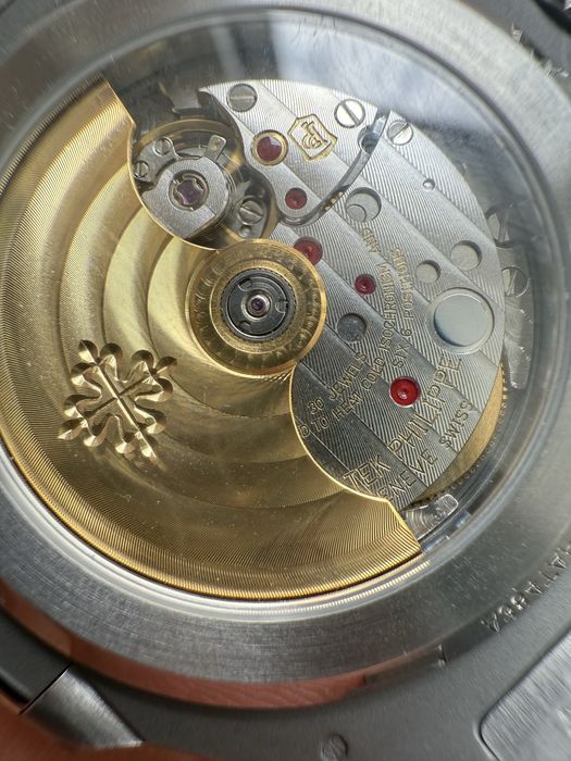 Годинник Patek Philippe Nautilus 5811