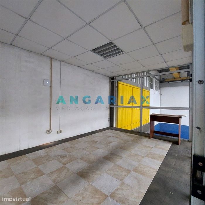 ANG1365 - Pavilhão com 630m² para Arrendamento em Ataija de Cima, Alju