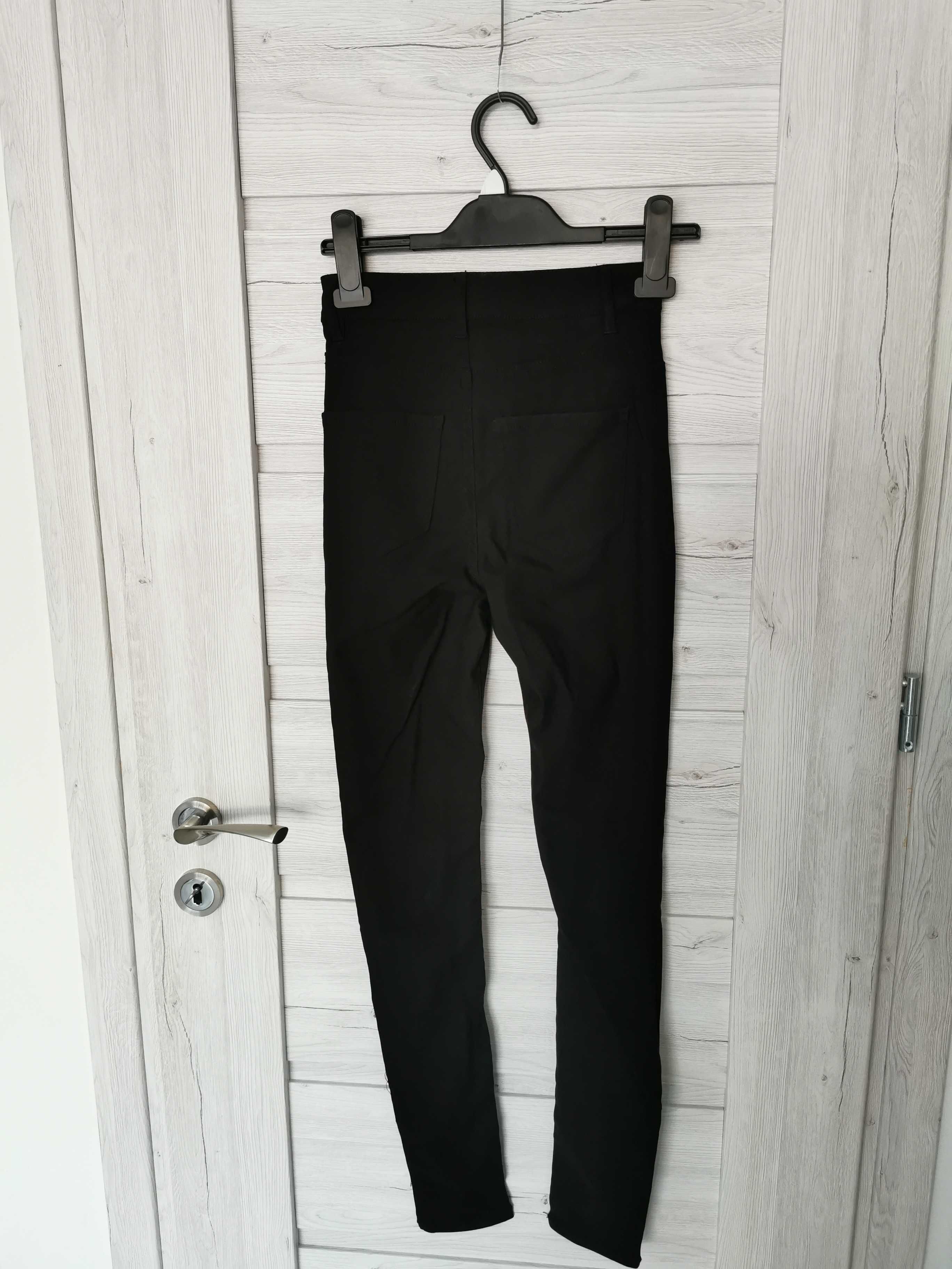 Czarne spodnie z wysokim stanem skinny jegginsy tregginsy New Yorker