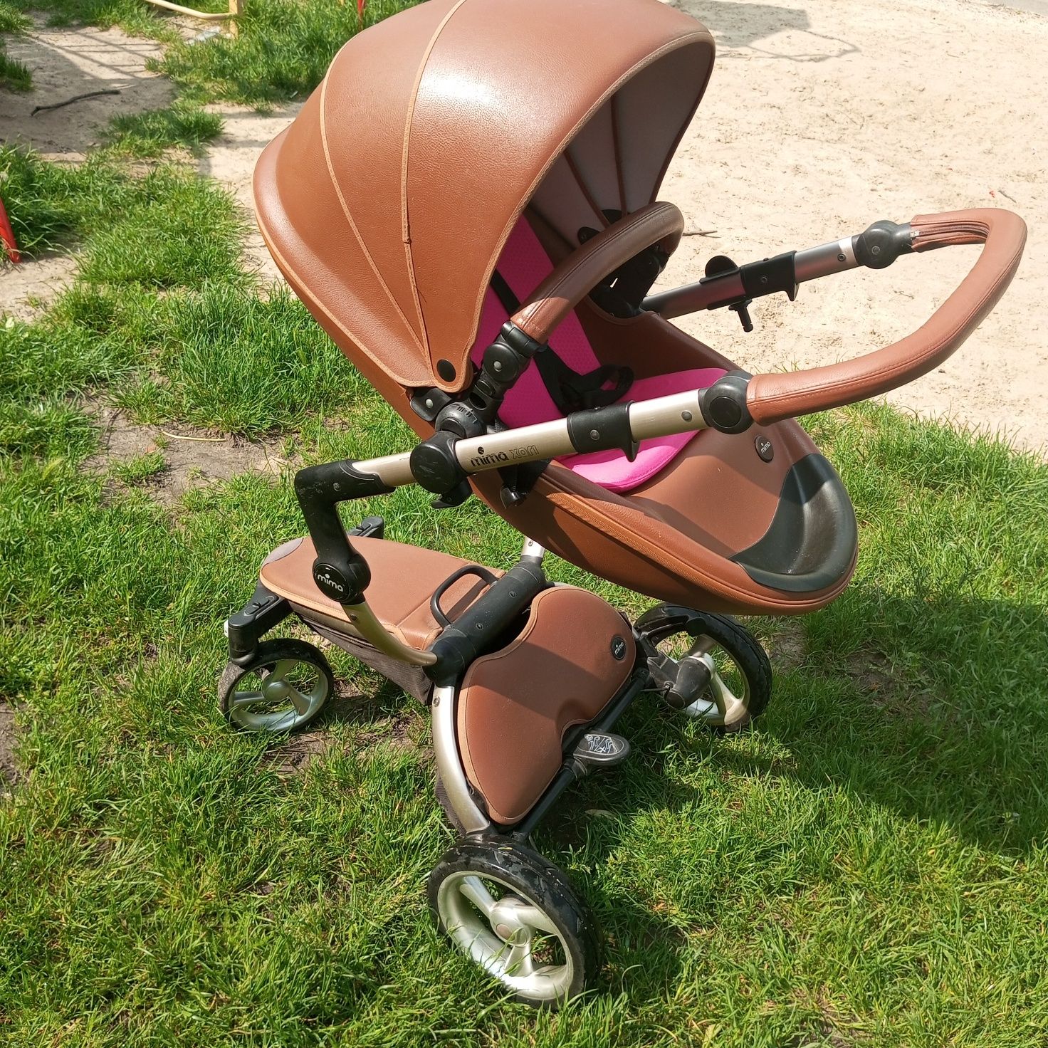 Коляска дитяча  2 в 1 Mima Xari + зимовий коплект
