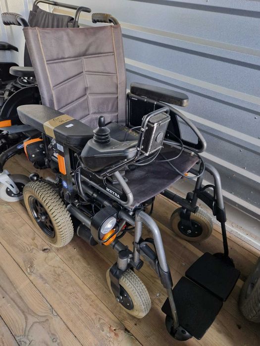 Wózek inwalidzki elektryczny MEYRA siedzisko 44 cm - 31