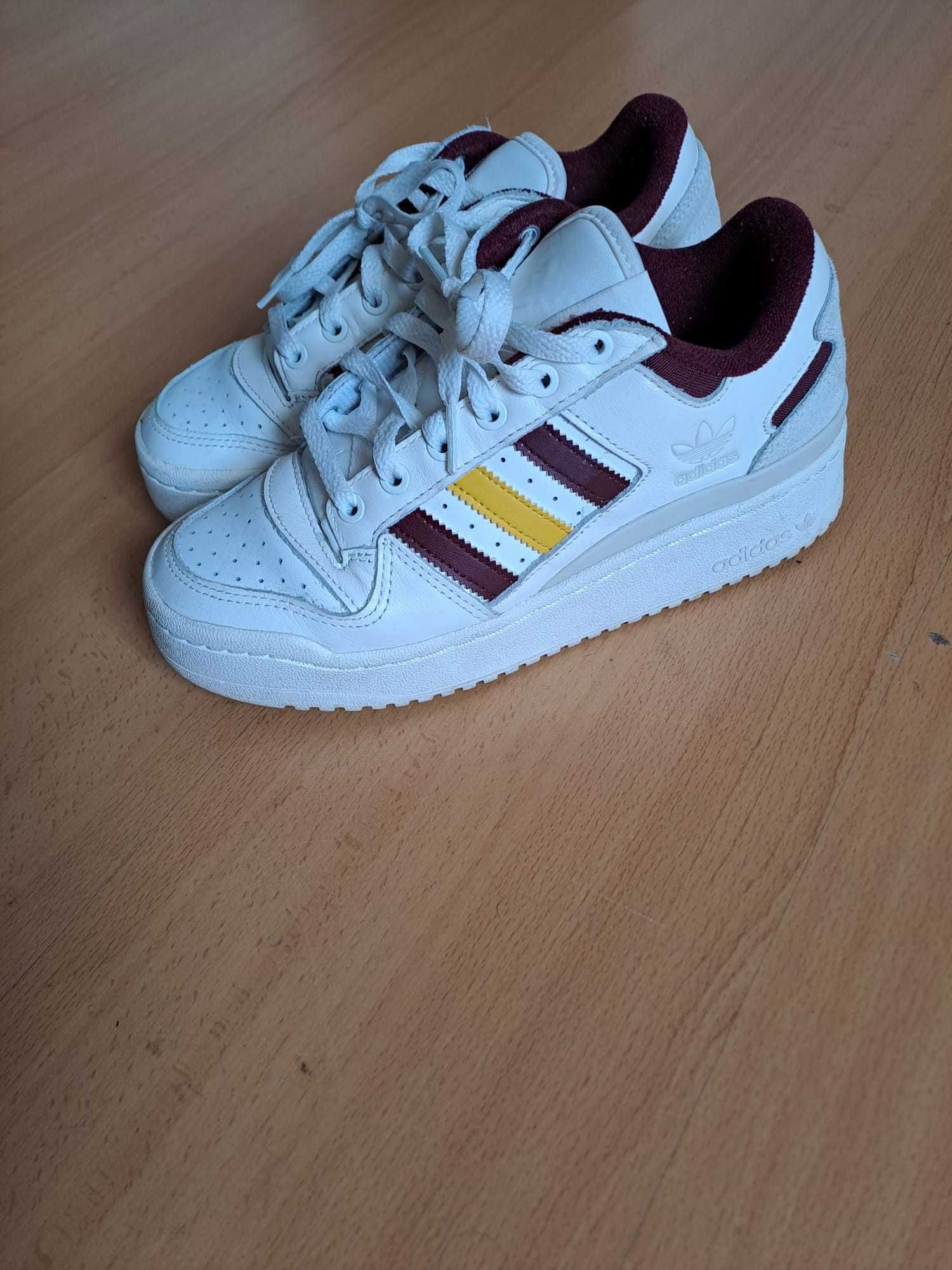 Sapatilhas adidas