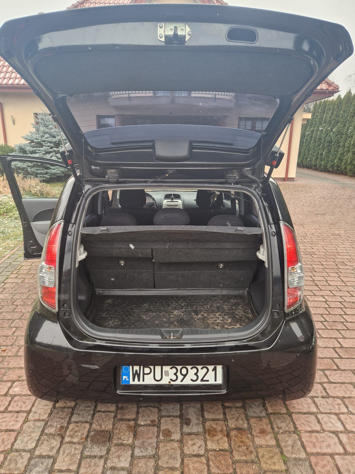 Subaru Justy full opcja