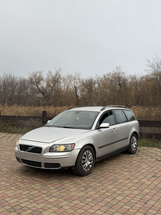 Продам Volvo v50 2.0дізель Вольво в50