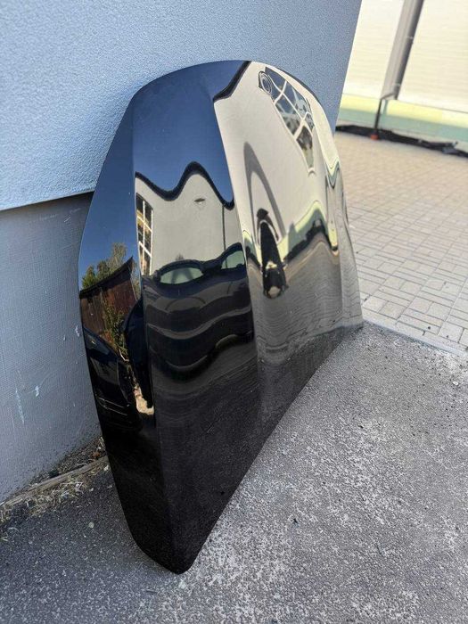 Запчастини на Mercedes Benz 2022 GLA 35 AMG Капот A0009890606