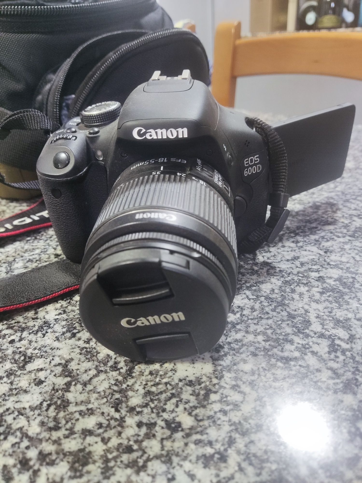Canon 600D excelente estado