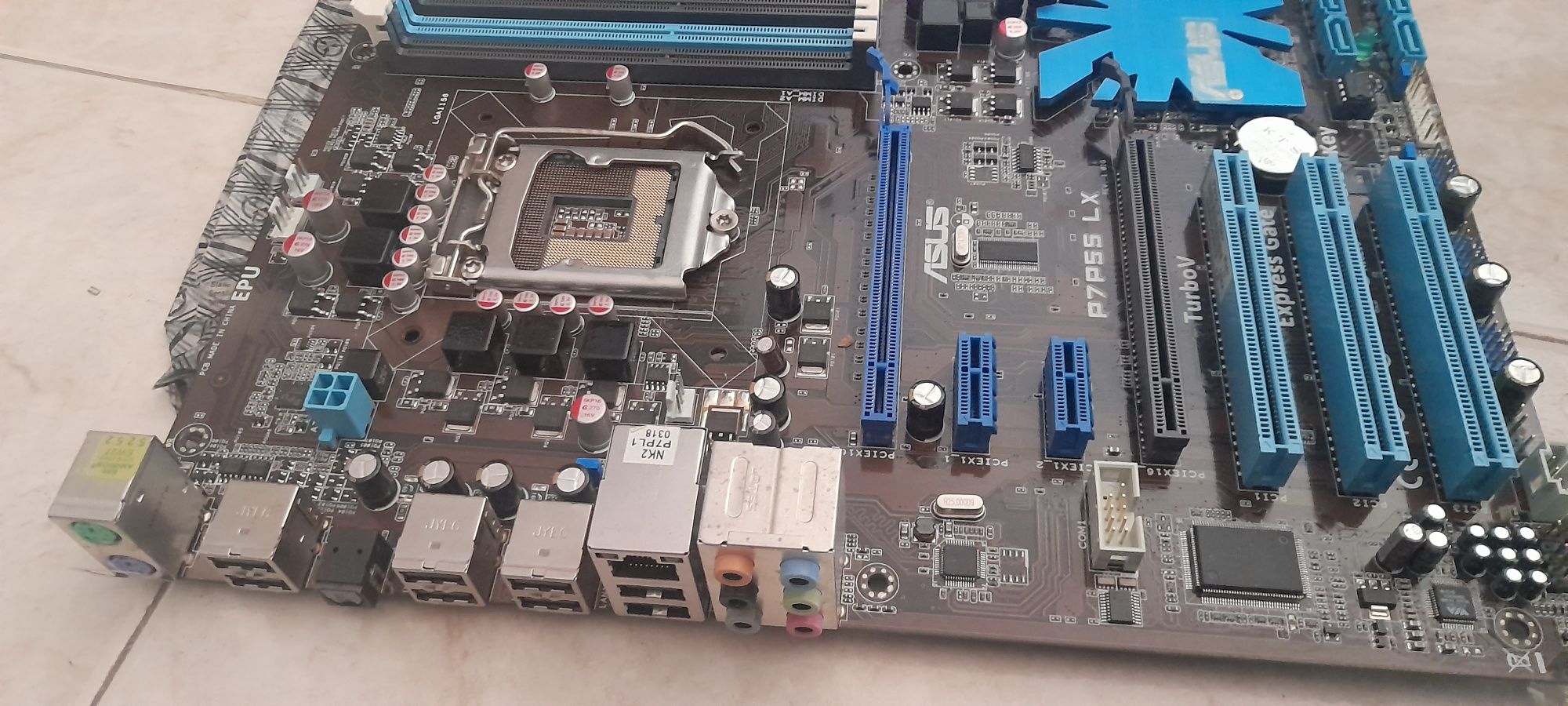 Motherboards ZH77 PRO3 & P7P55 LX