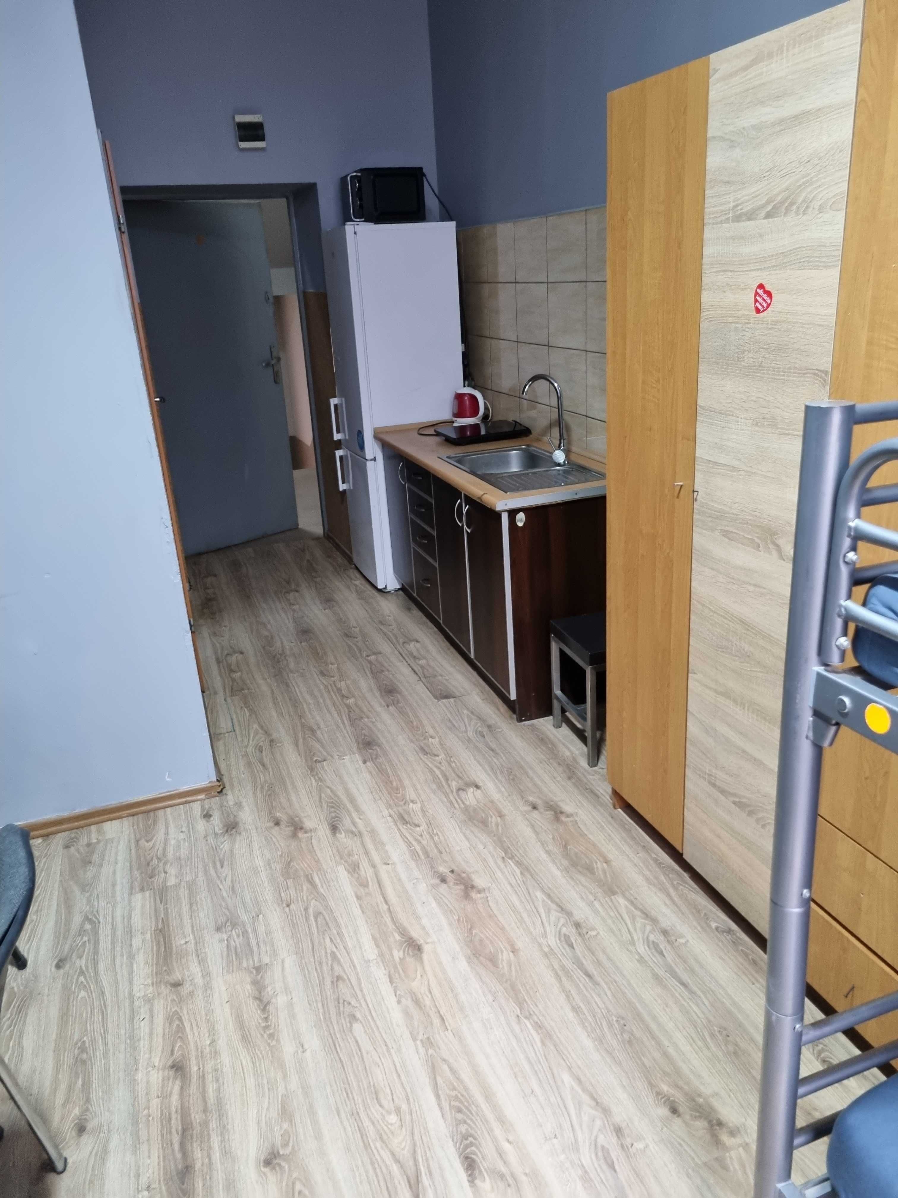 Noclegi, kwatery pracownicze 50m od manufaktury Tylko łózka parterowe