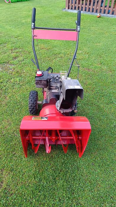 Odśnieżarka spalinowa z napędem MTD