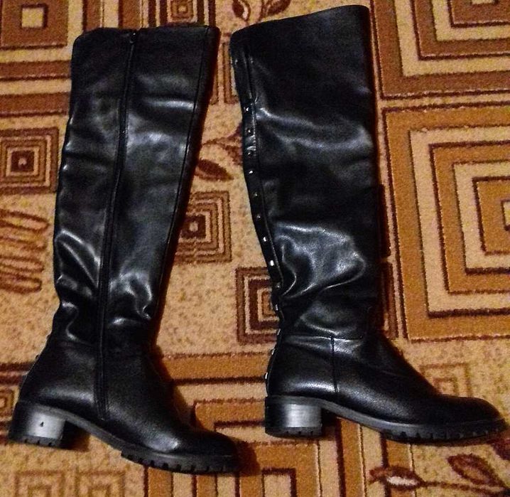 Сапоги (ботфоры) кожаные в отличном состоянии