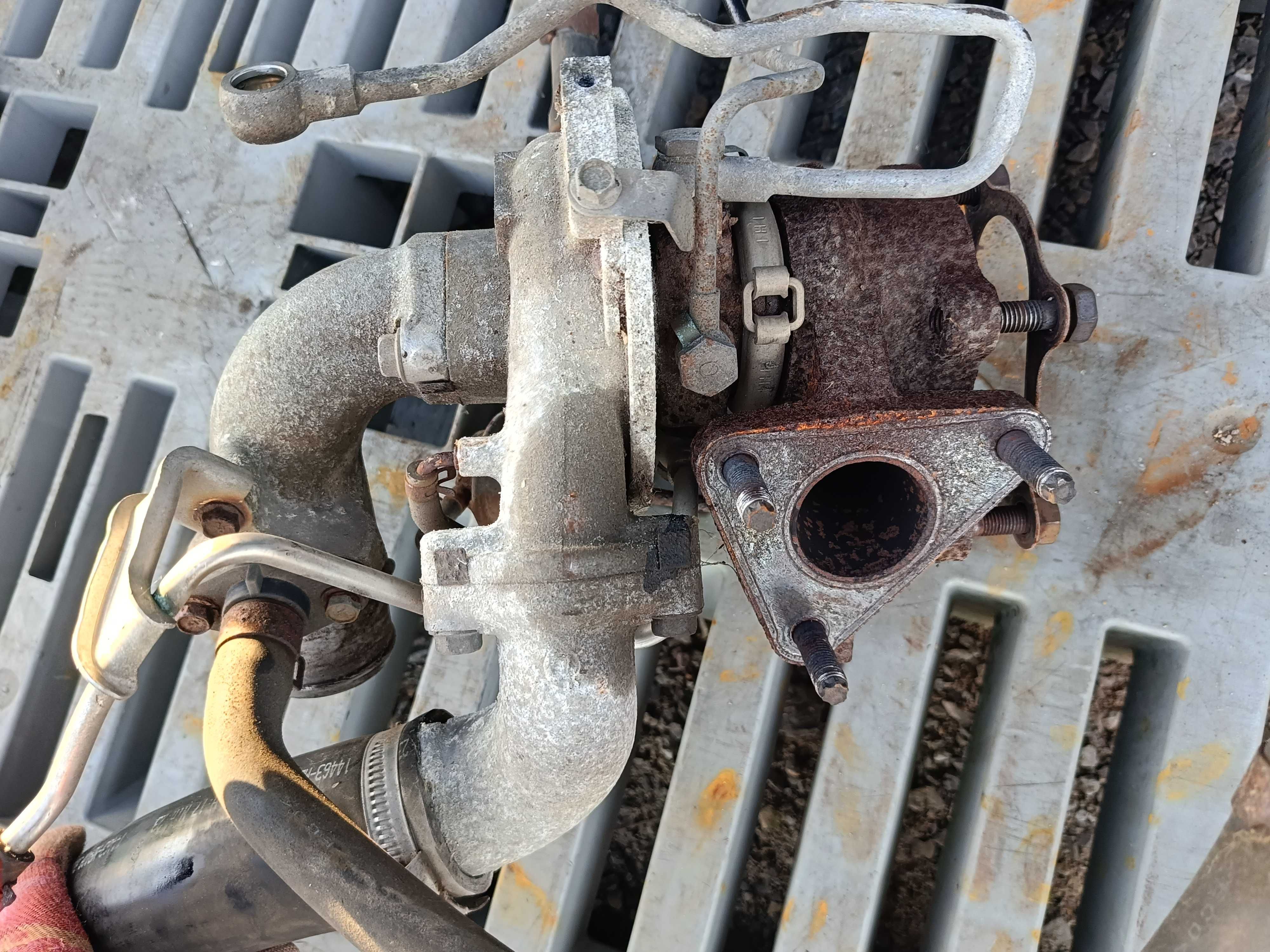 Turbosprężarka Nissan CABSTAR 35.13 z 2008roku 2,5D 130KM 69 000